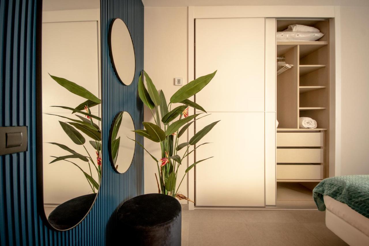 Vv Luxury Tropical Blue "By Henrypole Home" لاس بالماس دي غران كاناريا المظهر الخارجي الصورة
